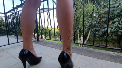 Cover for 'Bubble Butt'